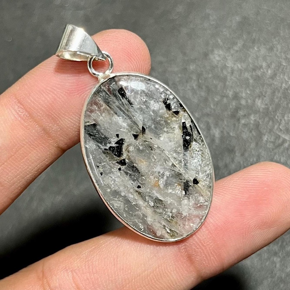 Unique Natural Black Tourmalated Rutile Quartz Gemstone pendant